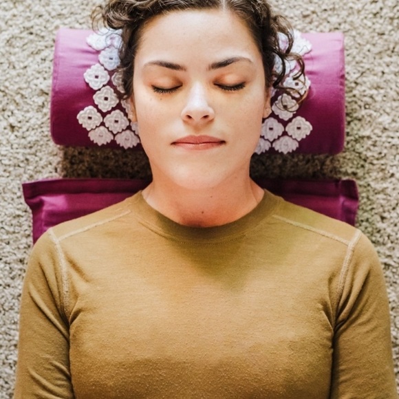 HemingWeigh Complete Acupressure Mat/Pillow Set - Picture 10 of 10